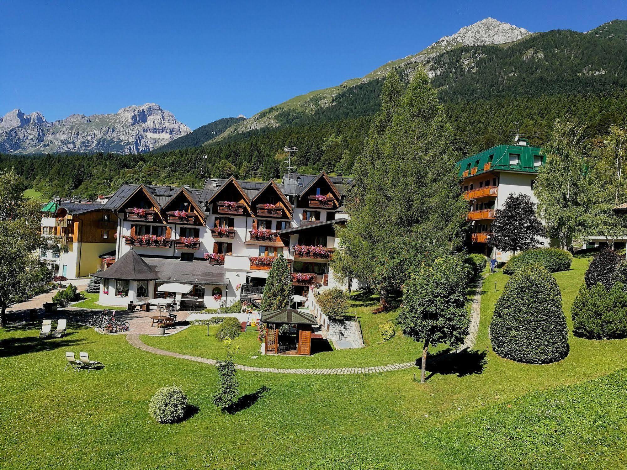 Il Piccolo Dolomiti Resort Andalo Extérieur photo